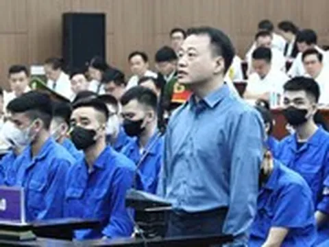 Shark Bình nói 2 cấp dưới 'vô tình phạm tội', xin cứu xét nữ nhân viên bị ung thư